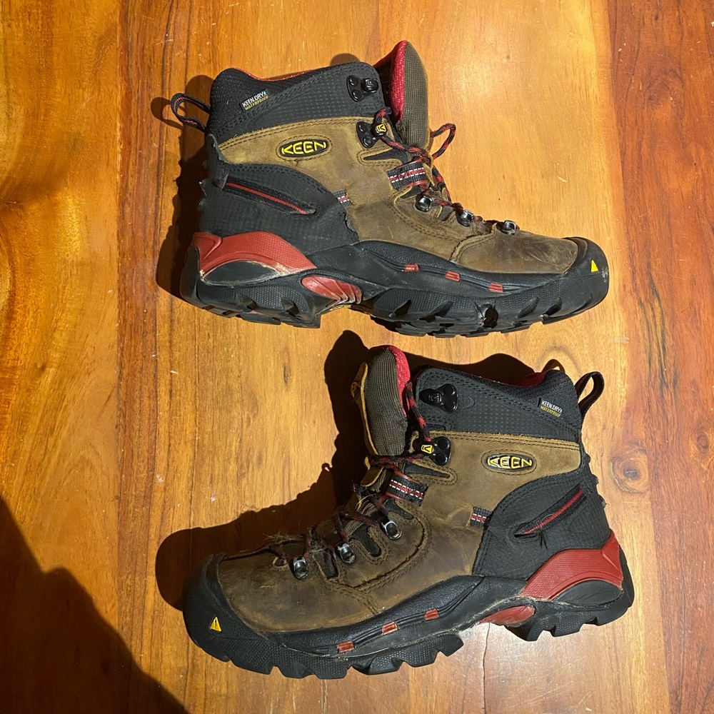 KEEN Pittsburgh‎ 6” utility waterproof leather steel toe Men's Boots sz 8.5